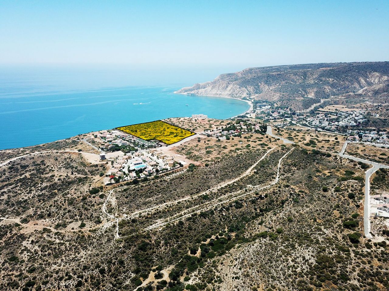 Land in Pissouri, Cyprus, 30 174 sq.m - picture 1