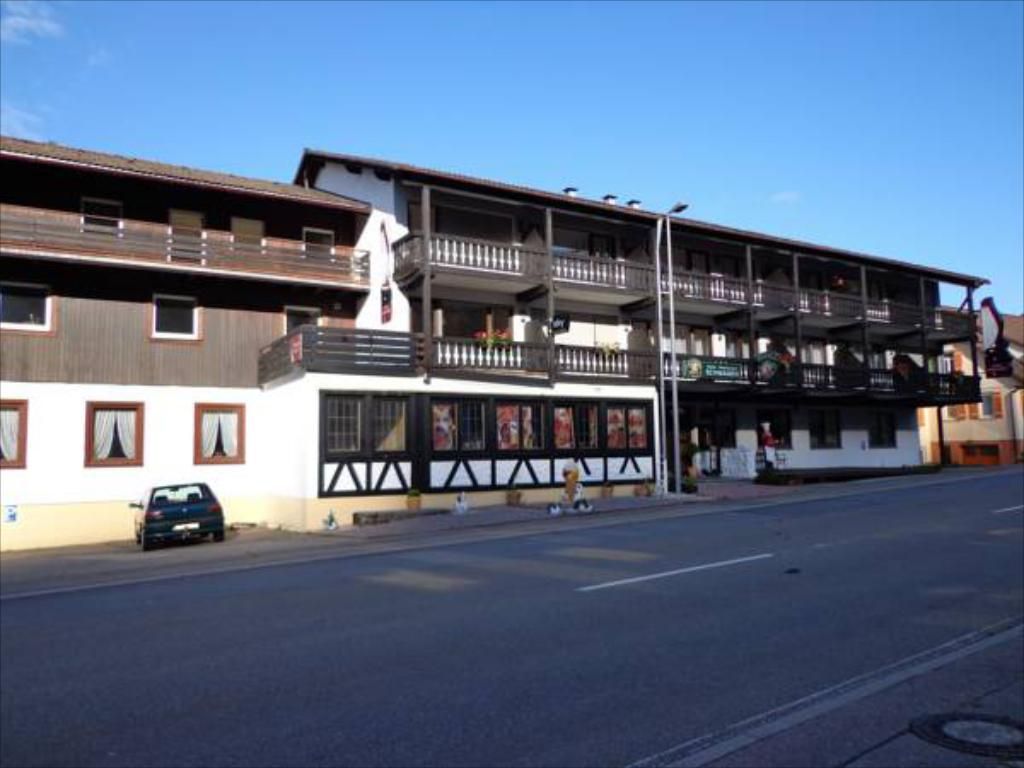 Hotel in Karlsruhe, Germany, 1 700 sq.m - picture 1