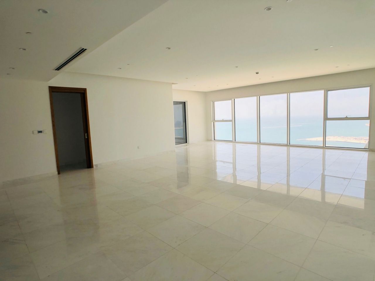 Apartamento en Dubái, EAU, 311 m2 - imagen 1