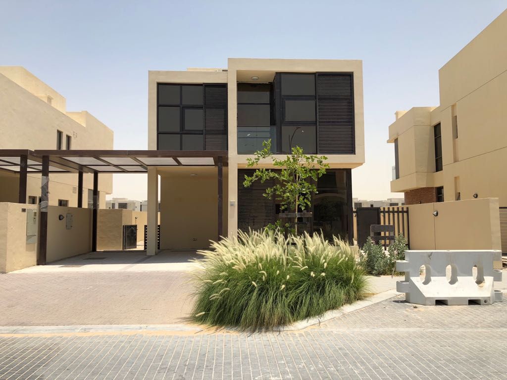 Villa in Dubai, UAE, 277 sq.m - picture 1