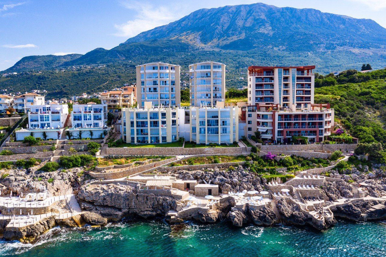Apartment in Dobra Voda, Montenegro, 105 sq.m - picture 1