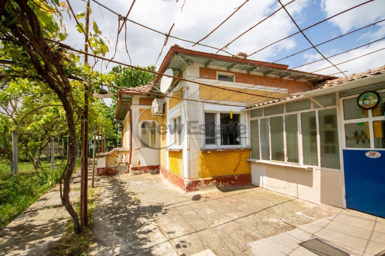 House in Plenimir, Bulgaria, 131 sq.m - picture 1