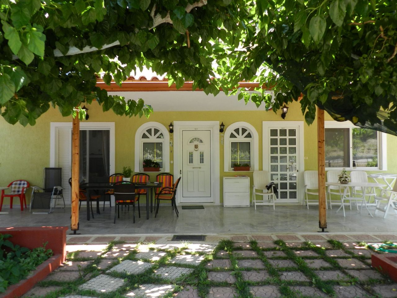 Villa in Loutraki, Greece, 140 sq.m - picture 1