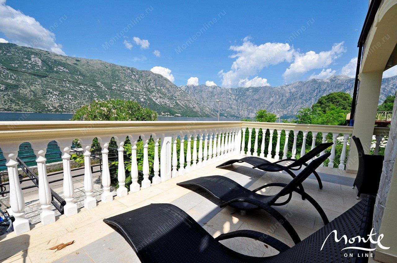 Villa en Stoliv, Montenegro, 275 m2 - imagen 1