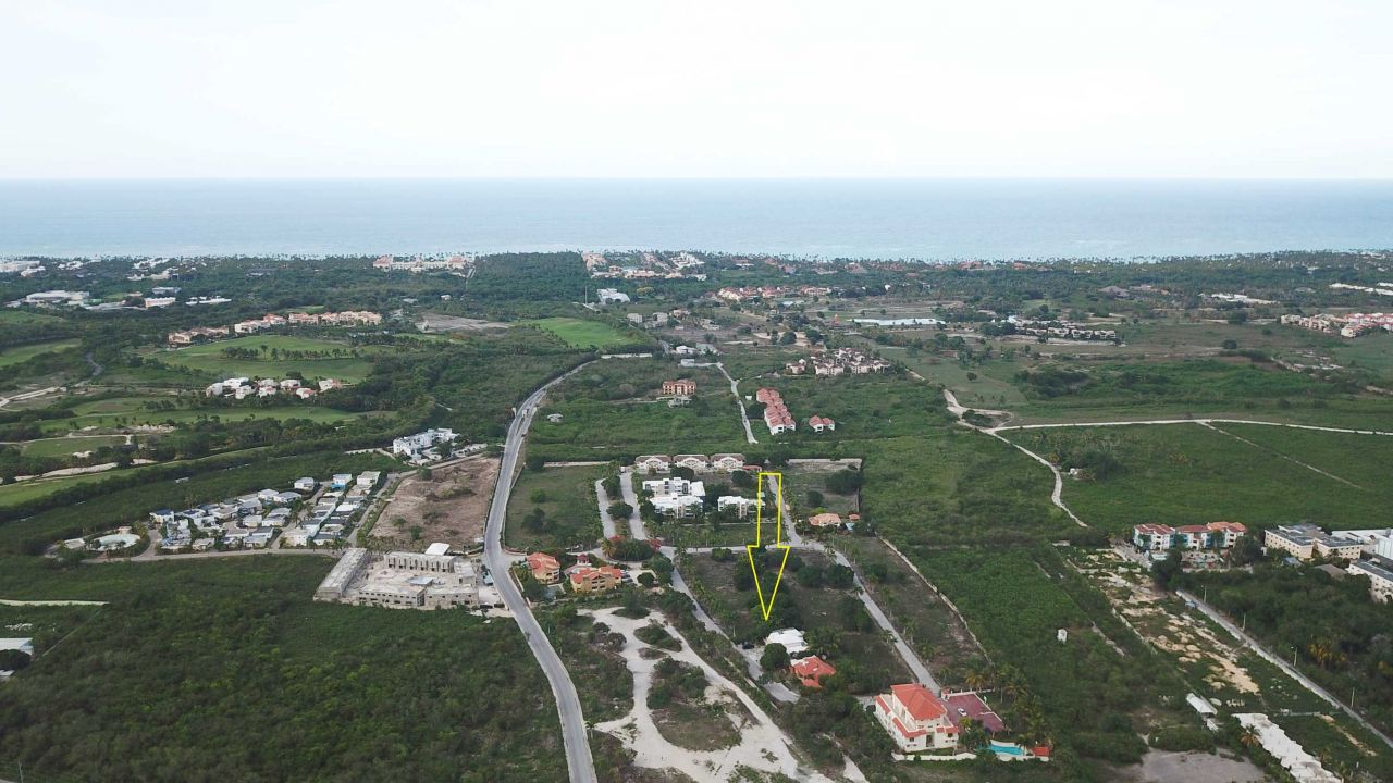 Grundstück in Bavaro, Dominikanische Republik, 1 748 m2 - Foto 1