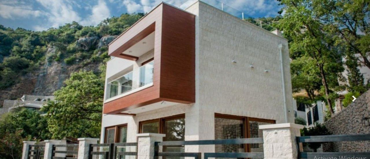 Villa à Budva, Monténégro, 285 m2 - image 1