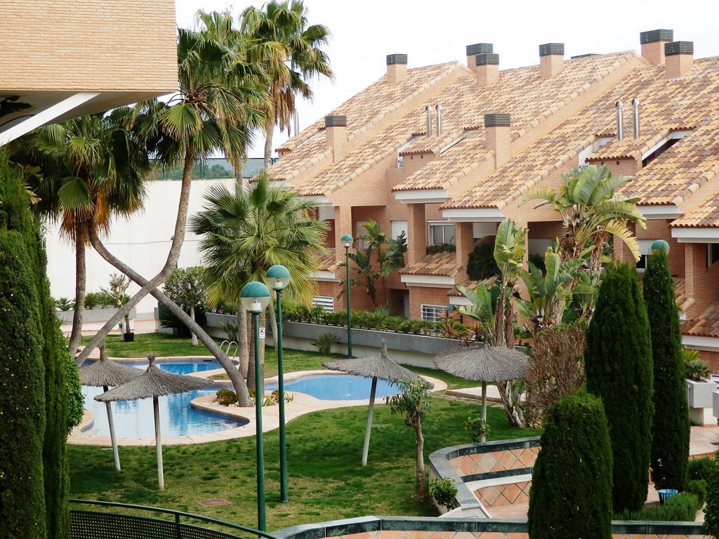Cottage à Alicante, Espagne, 600 m2 - image 1