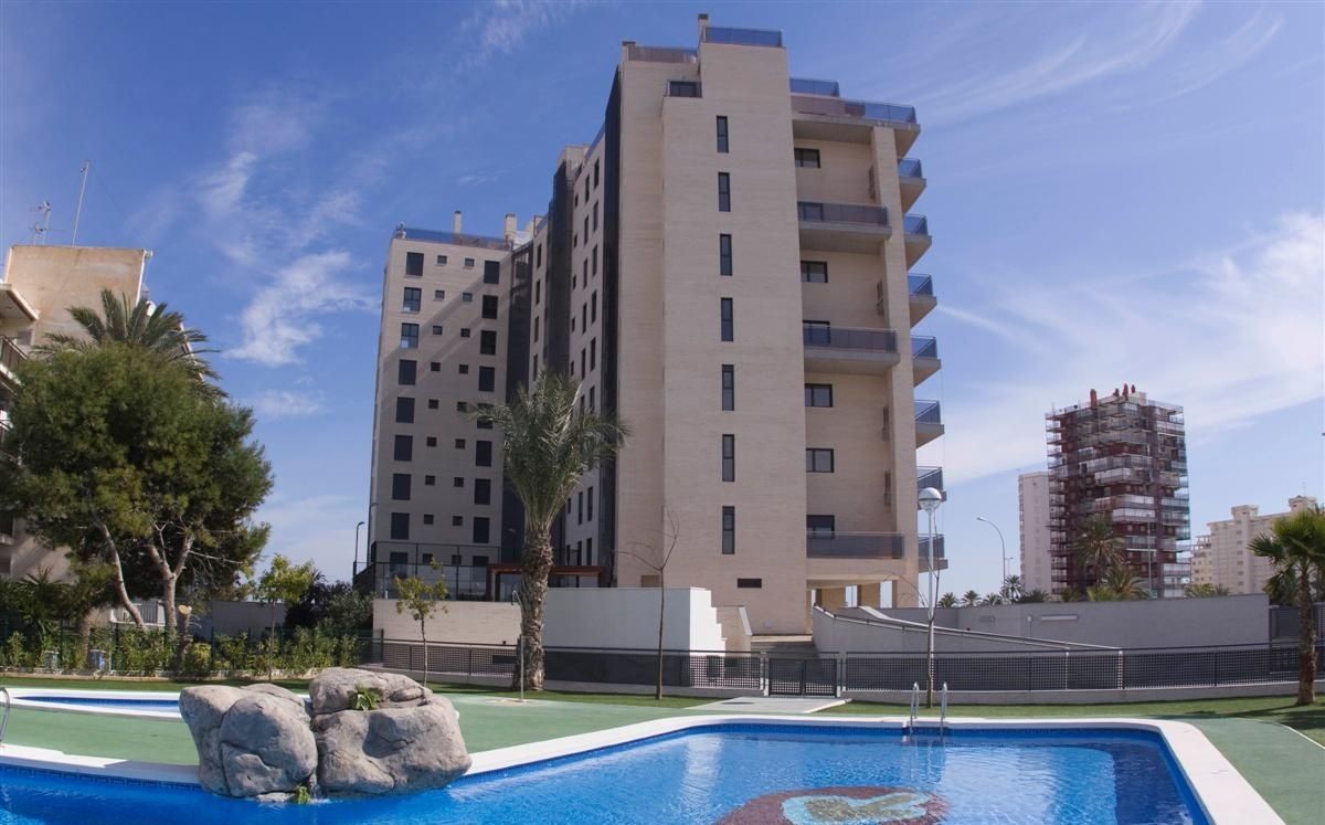Appartement à Alicante, Espagne, 110 m2 - image 1