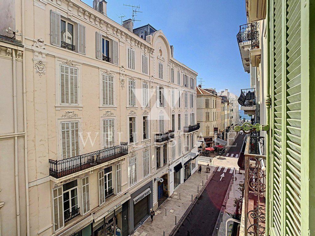 Flat in Cannes, France, 56 sq.m - picture 1