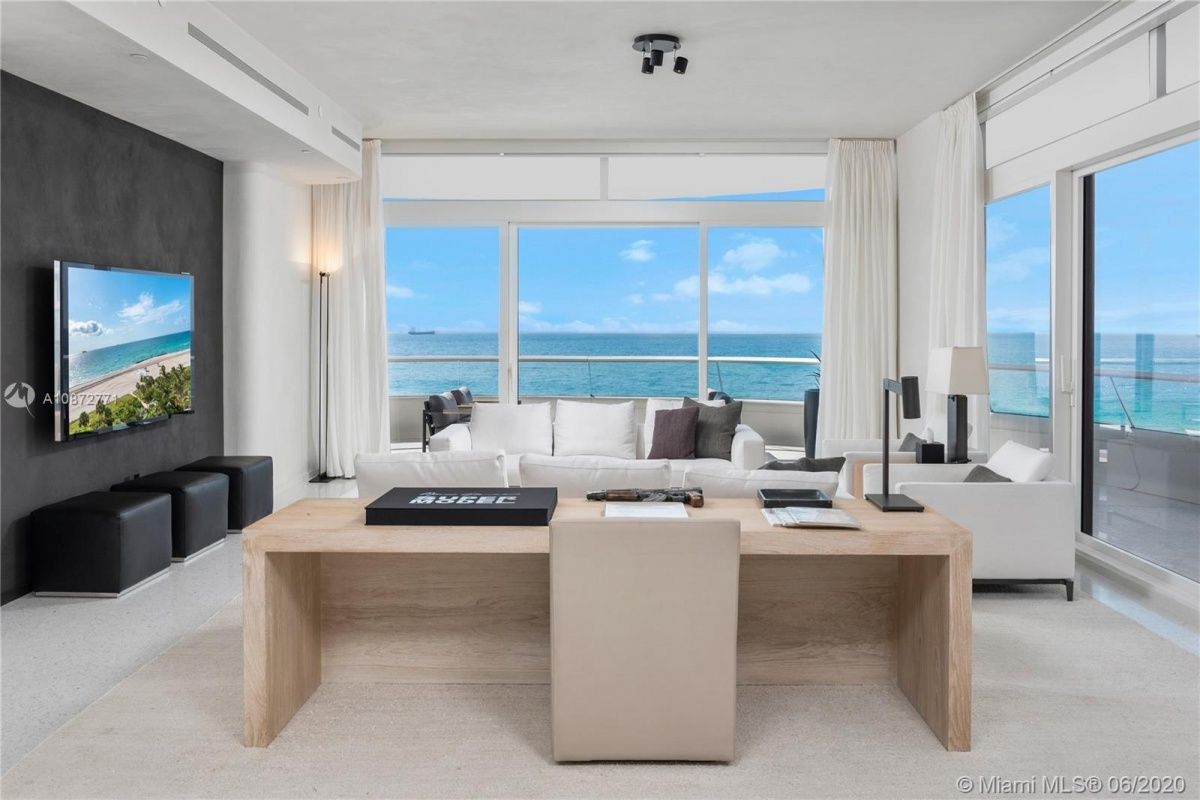 Appartement à Miami, États-Unis, 386 m2 - image 1
