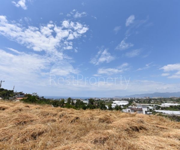 Land in Alanya, Turkey, 2 650 sq.m - picture 1