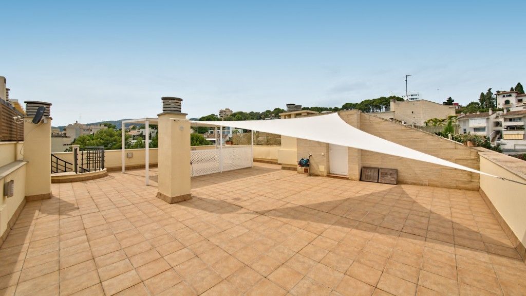 Penthouse in Palma de Mallorca, Spain, 120 sq.m - picture 1