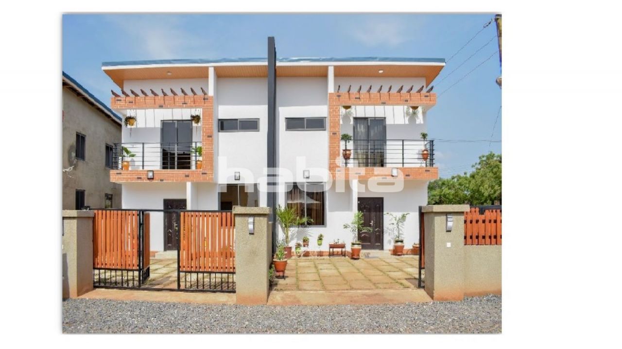 Maison East Legon Hills, Ghana, 75 m2 - image 1