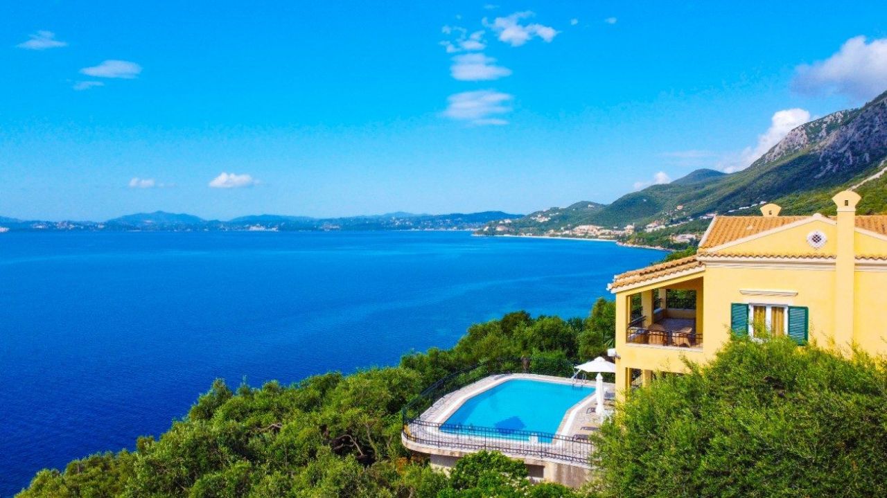 Villa on Corfu, Greece, 244 sq.m - picture 1