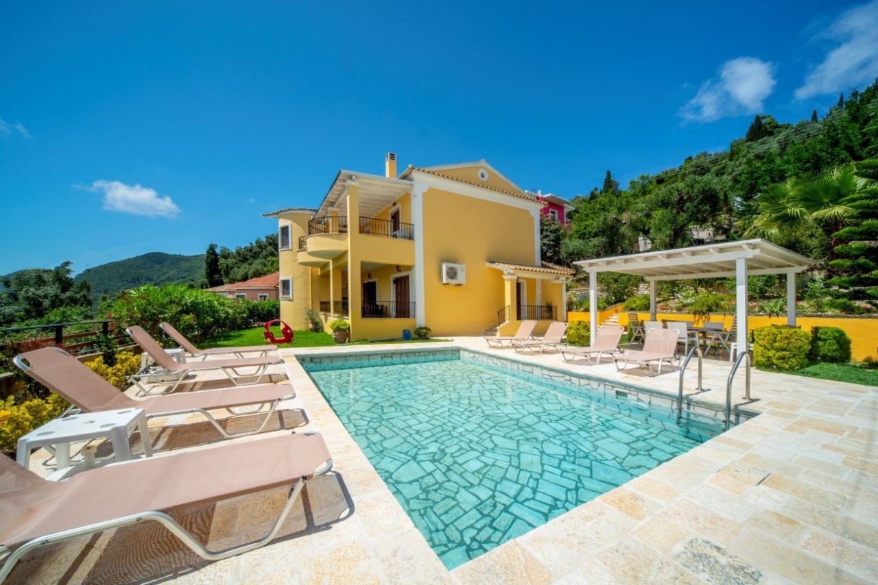 Villa on Corfu, Greece, 220 sq.m - picture 1