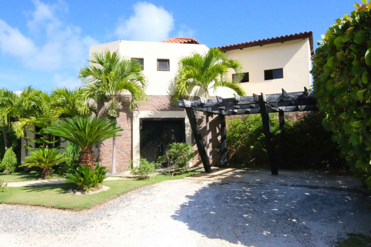 Villa in Punta Cana Village, Dominican Republic, 326 sq.m - picture 1