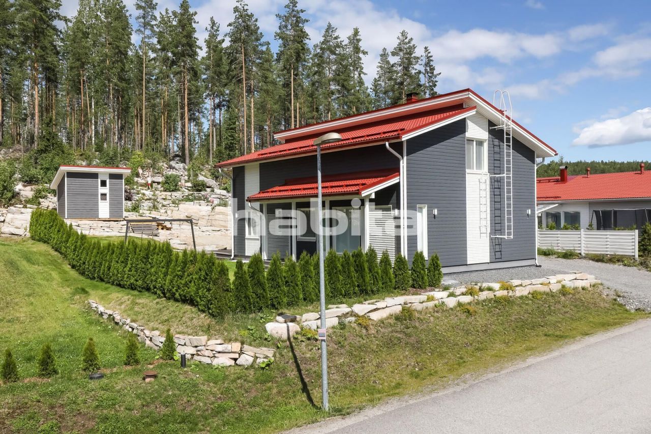 Maison à Jyvaskyla, Finlande, 141 m2 - image 1