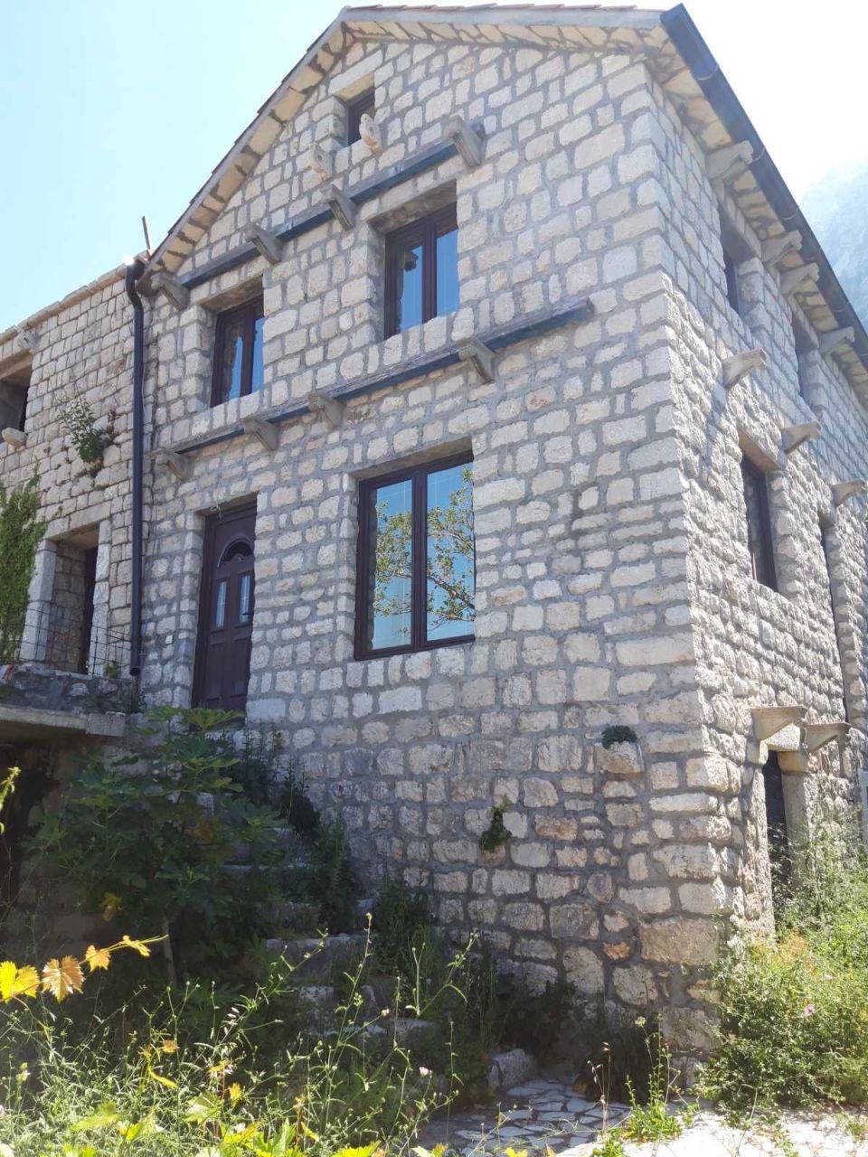 House in Budva, Montenegro, 105 sq.m - picture 1