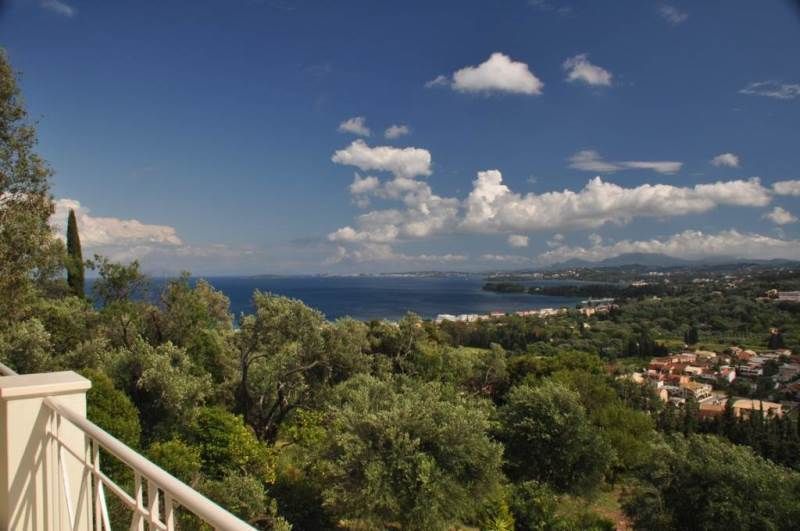 Villa on Corfu, Greece, 260 sq.m - picture 1