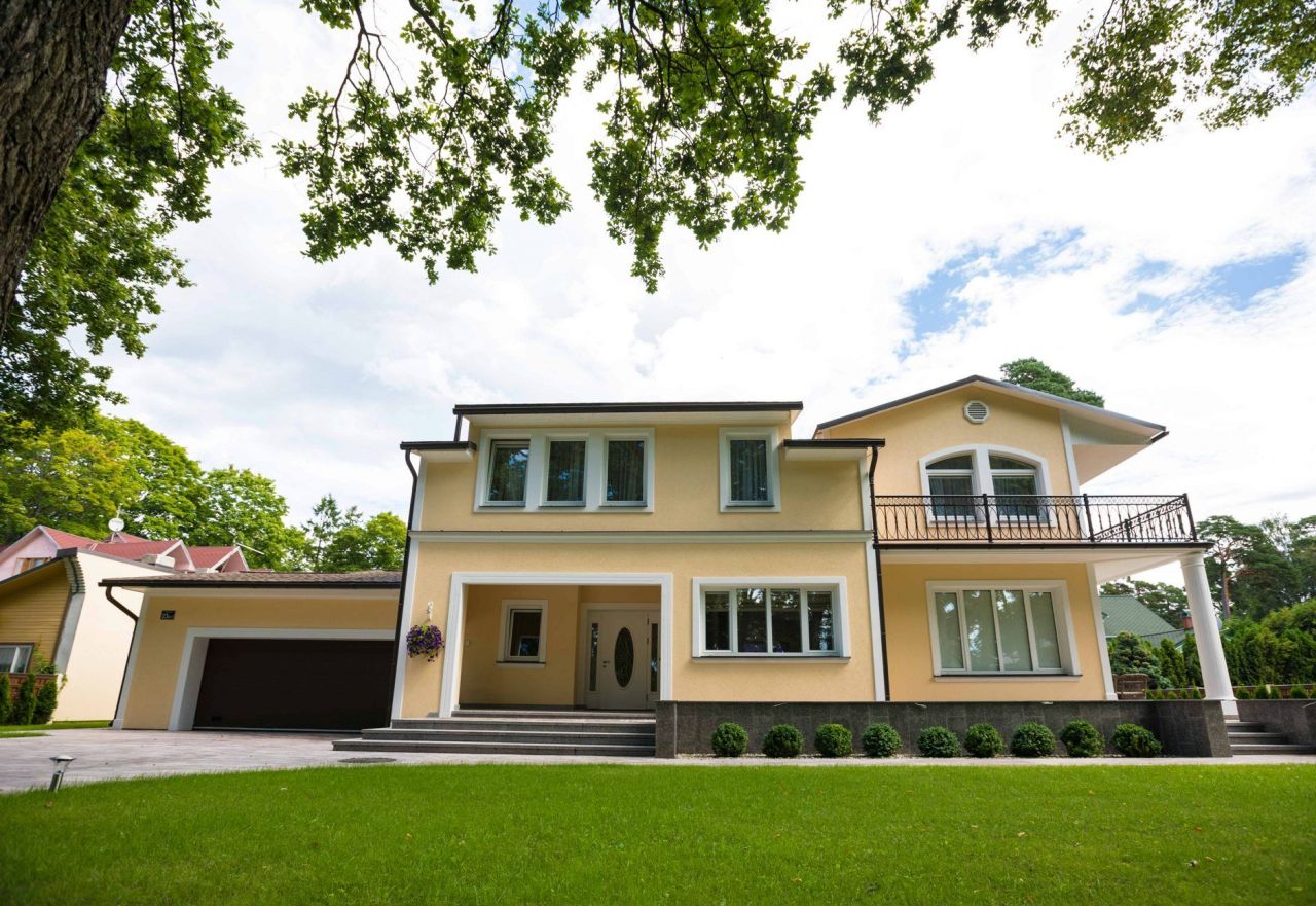 House in Jurmala, Latvia, 400 sq.m - picture 1