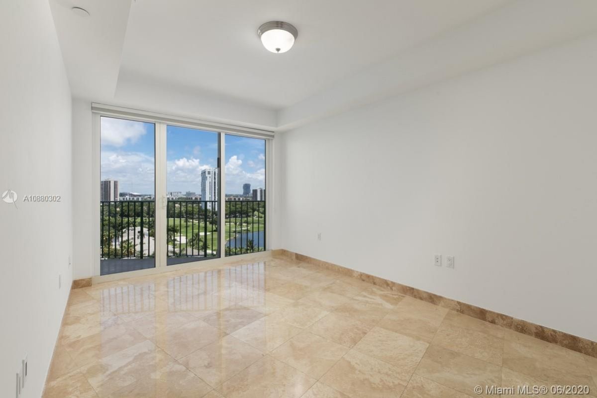 Flat in Miami, USA, 139 sq.m - picture 1