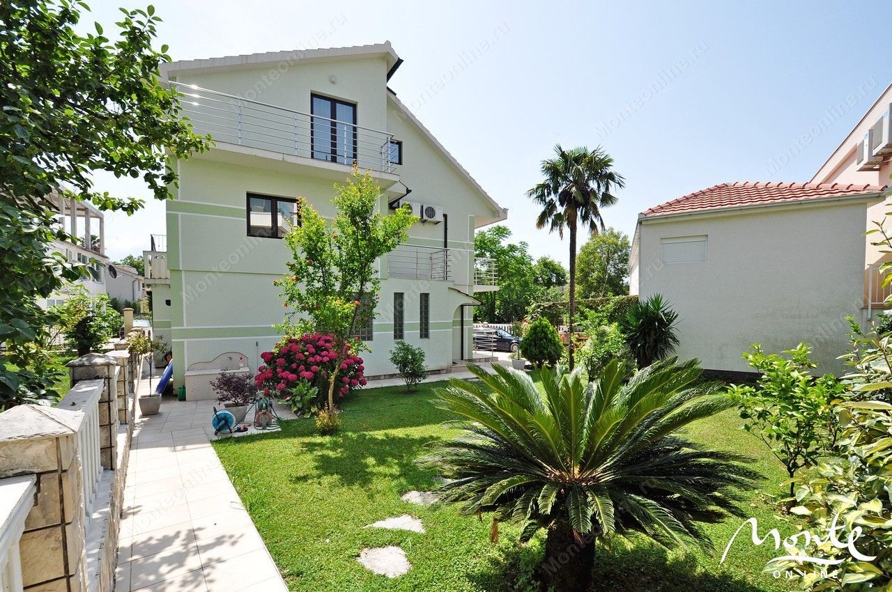 Casa en Tivat, Montenegro, 222 m2 - imagen 1