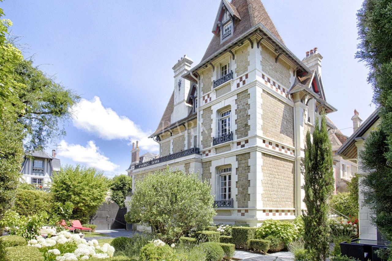 Casa Deauville, Francia, 500 m2 - imagen 1