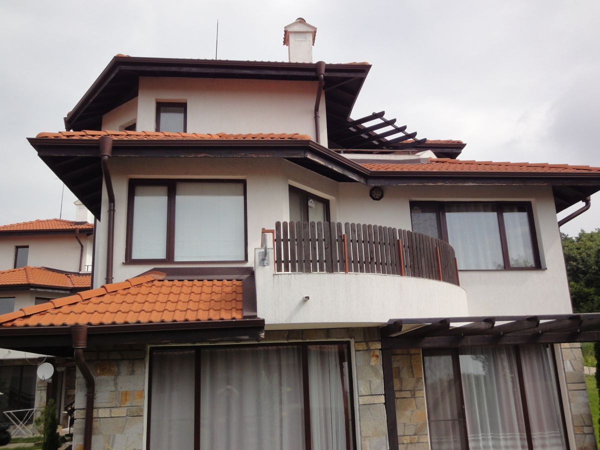 Maison à Bourgas, Bulgarie, 94 m2 - image 1