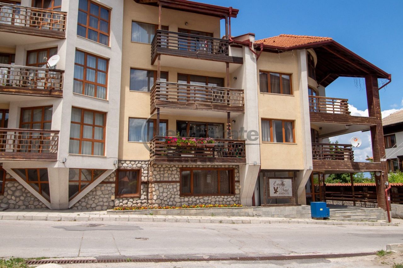 Apartment in Bansko, Bulgaria, 62 sq.m - picture 1