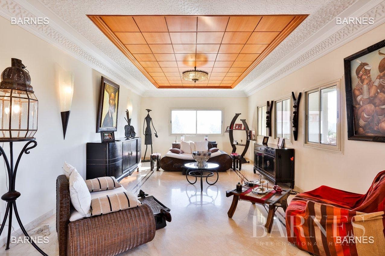 Flat in Marrakesh, Morocco, 245 sq.m - picture 1