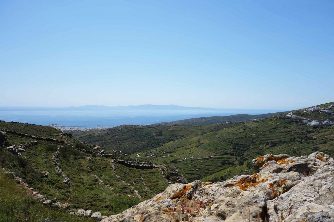 Land in Tinos, Greece, 7 356 sq.m - picture 1