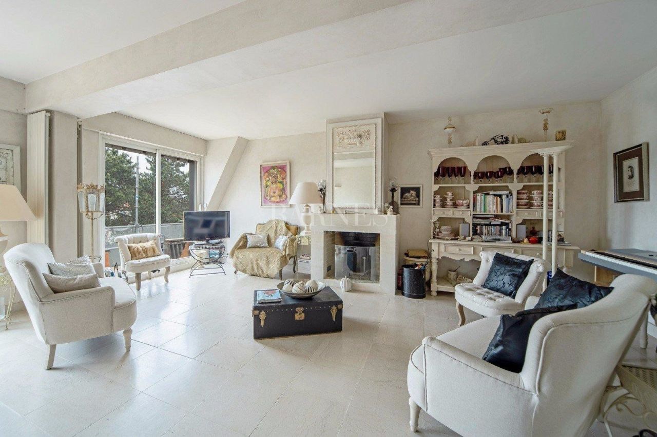 Flat in Deauville, France, 100.04 sq.m - picture 1