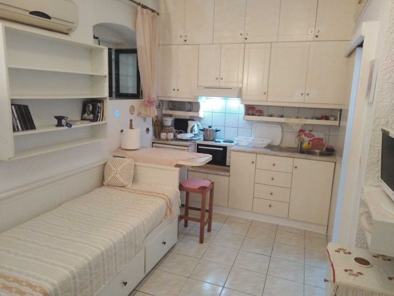 Apartment on Corfu, Greece, 57 sq.m - picture 1