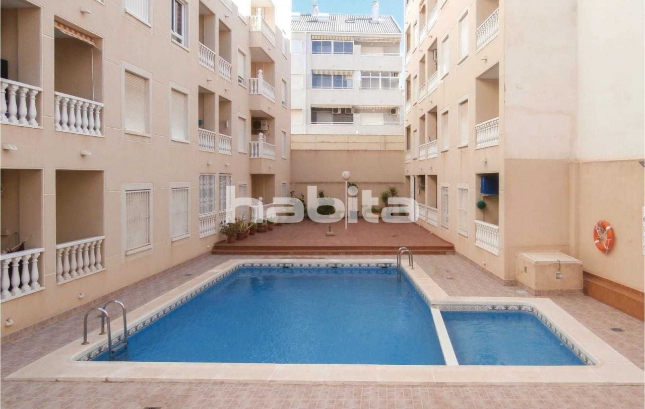 Apartment in Torrevieja, Spain, 38 sq.m - picture 1