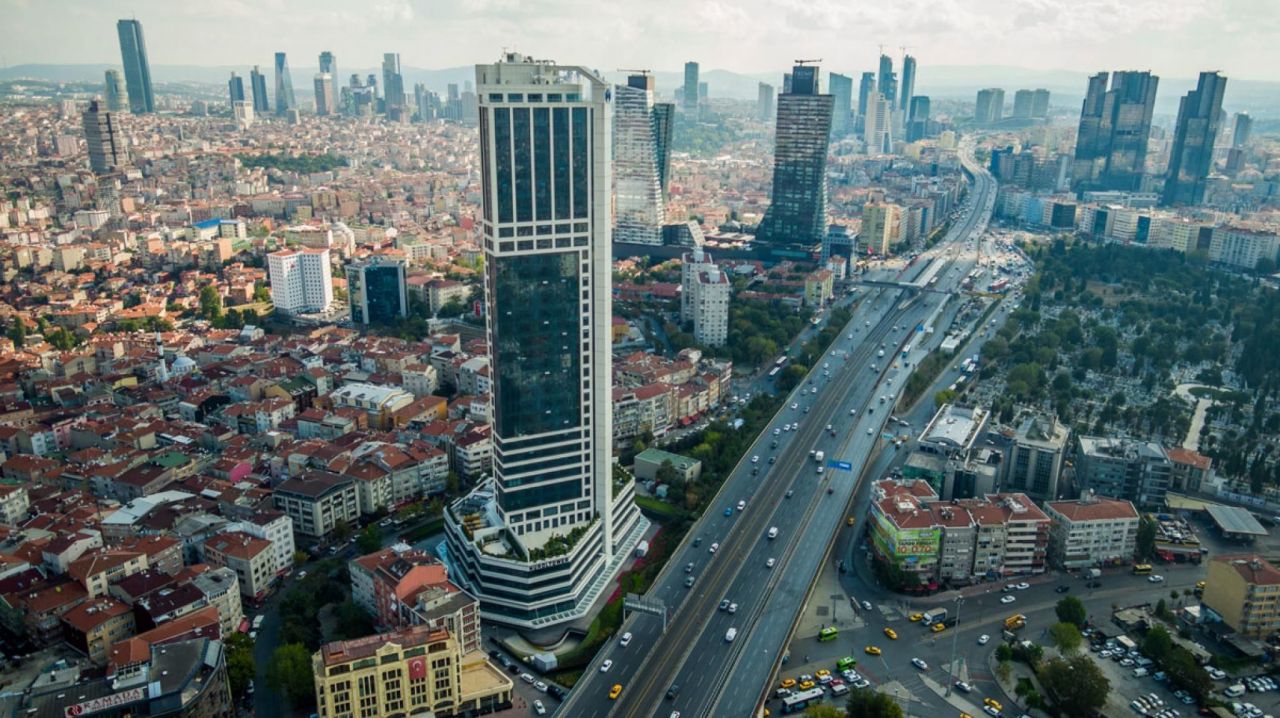Oficina en Estambul, Turquia, 92 m2 - imagen 1