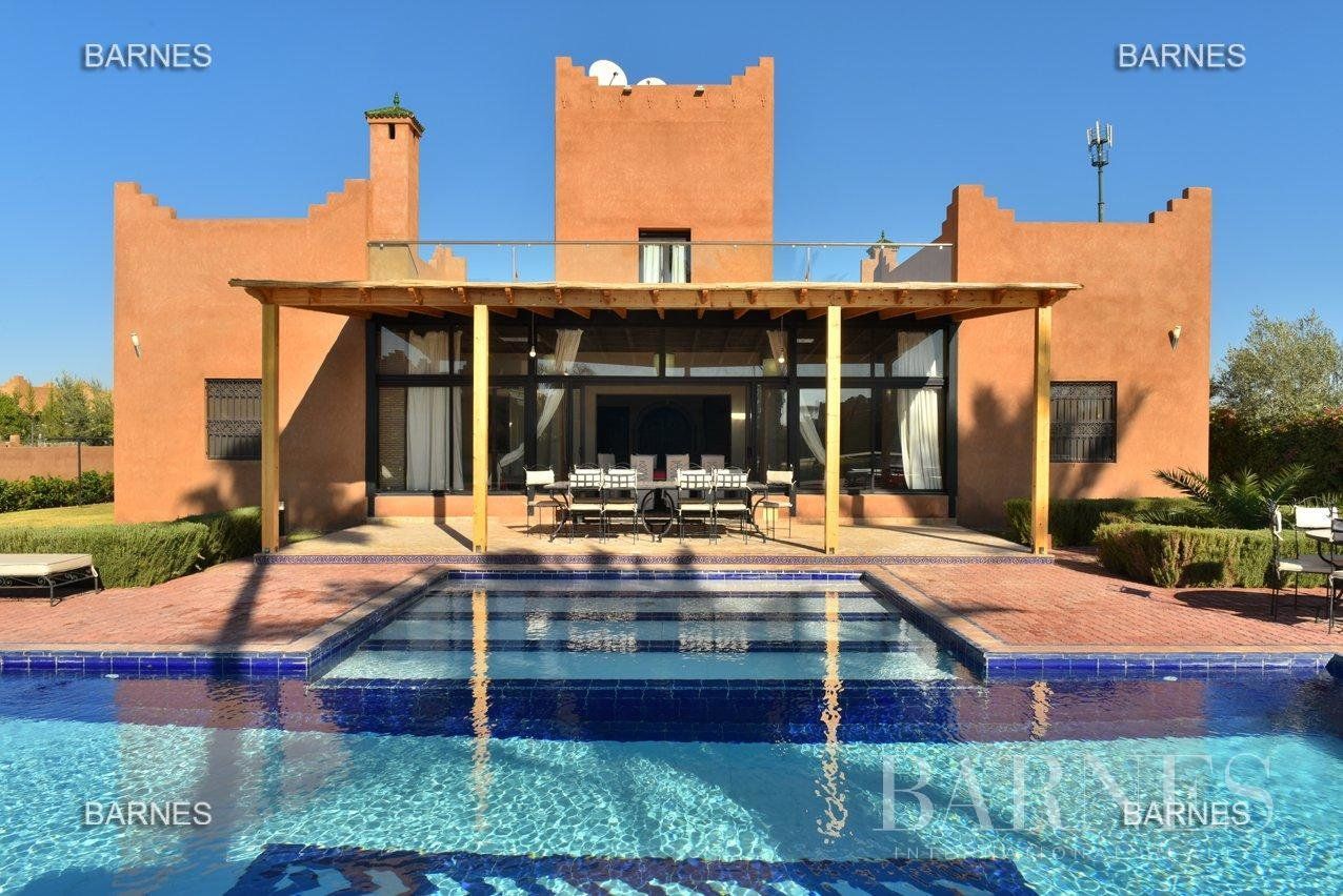 Casa en Marrakech, Marruecos, 1 800 m2 - imagen 1