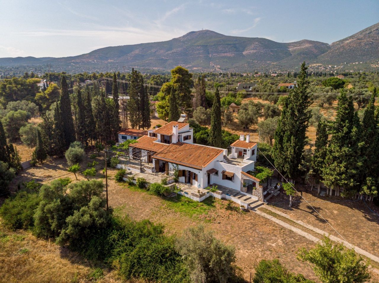 Maison sur Eubée, Grèce, 245 m2 - image 1