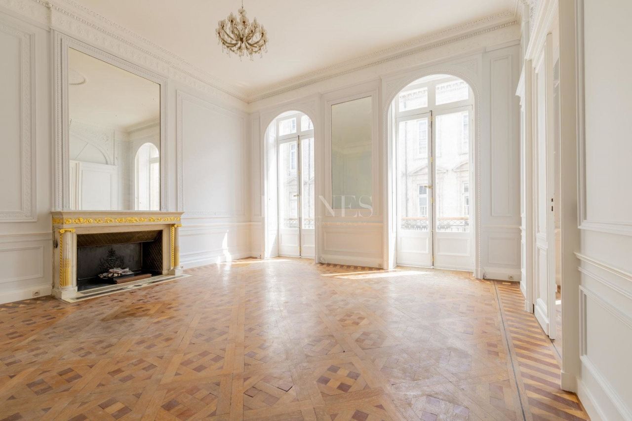 Wohnung in Bordeaux, Frankreich, 217 m2 - Foto 1