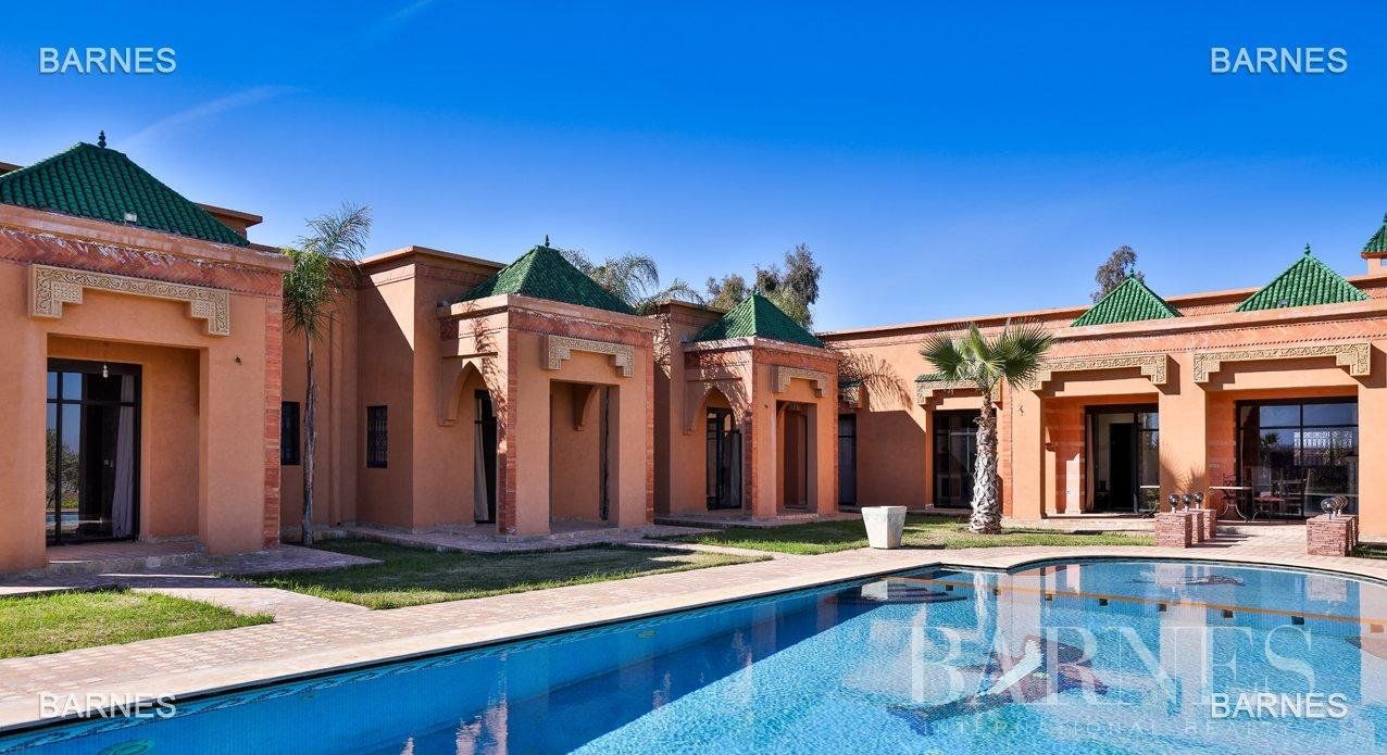 Casa en Marrakech, Marruecos, 450 m2 - imagen 1