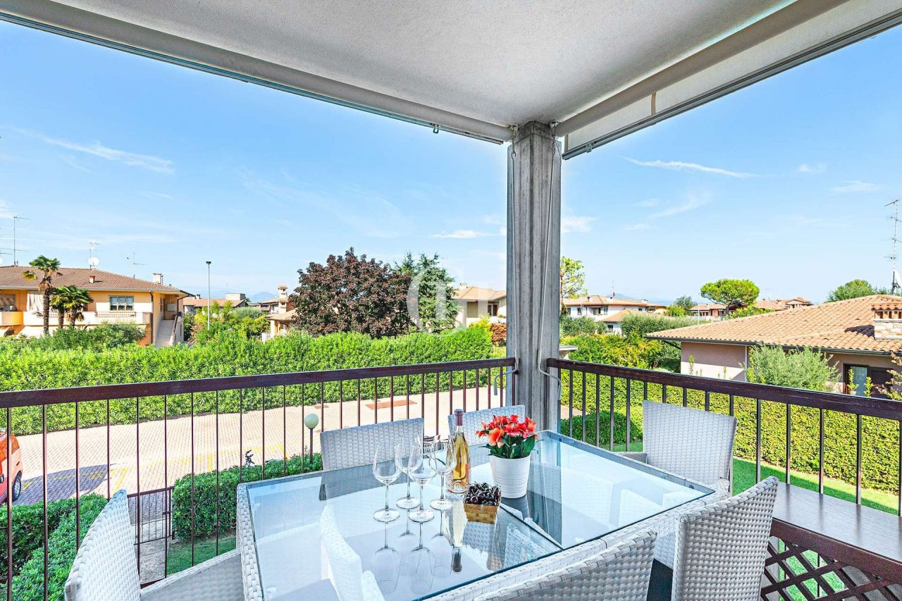 Apartment on Lake Garda, Italy, 50 sq.m - picture 1