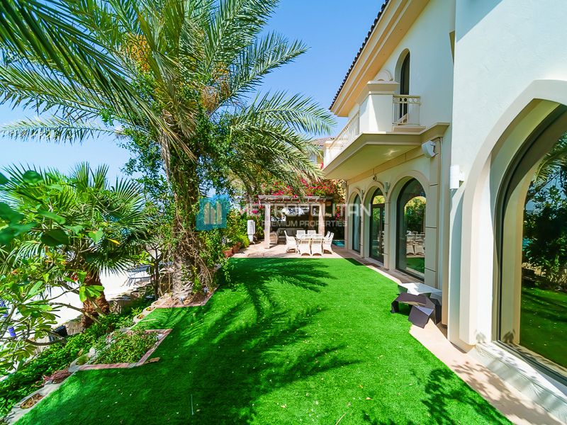 Villa en Dubái, EAU, 623 m2 - imagen 1