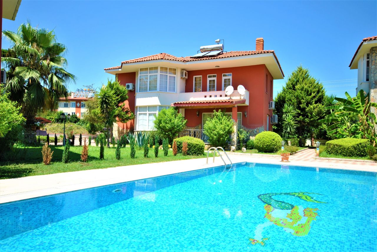 Villa in Kemer, Turkey, 160 sq.m - picture 1