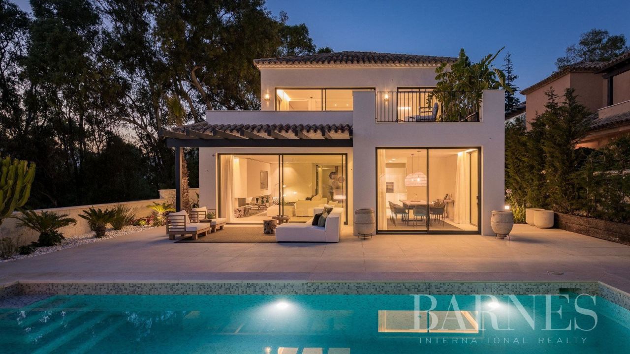 House in Marbella, Spain, 345 sq.m - picture 1