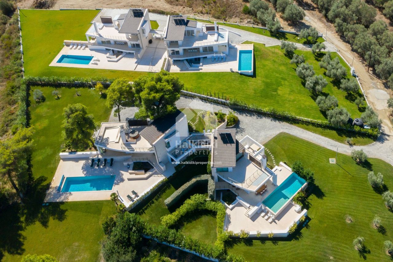 Villa en Kassandra, Grecia, 1 230 m2 - imagen 1