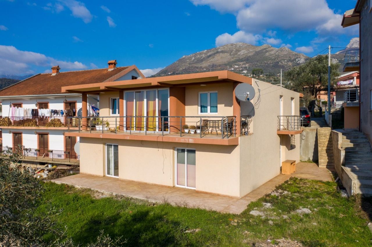 Casa en el Bar, Montenegro, 243 m2 - imagen 1