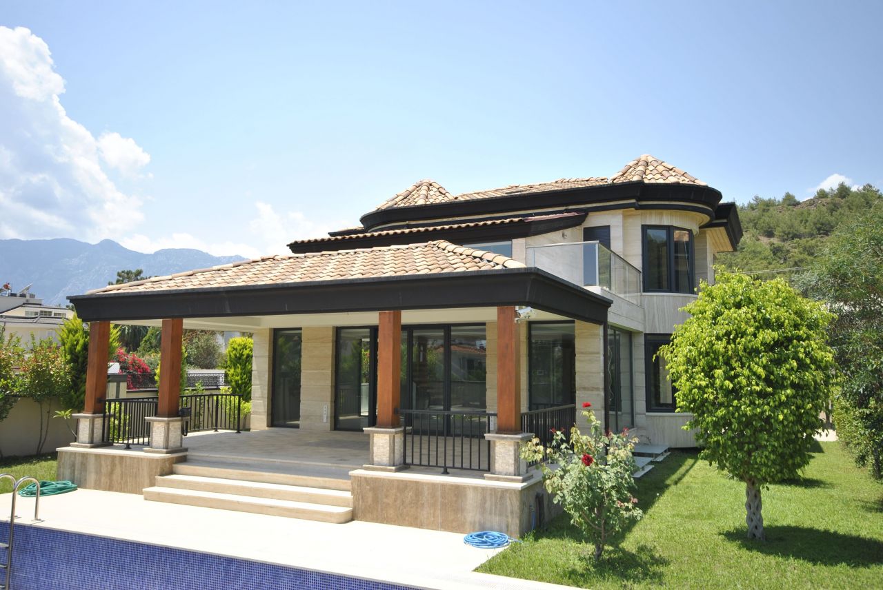 Villa in Kemer, Turkey, 250 sq.m - picture 1