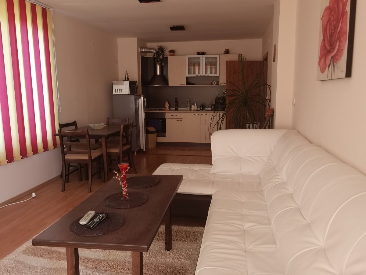 Apartment in Burgas, Bulgaria, 114 sq.m - picture 1