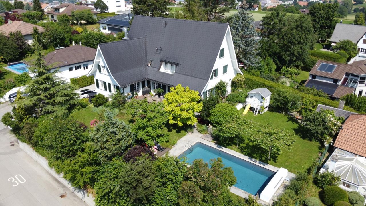 Casa en Friburgo, Suiza, 400 m2 - imagen 1