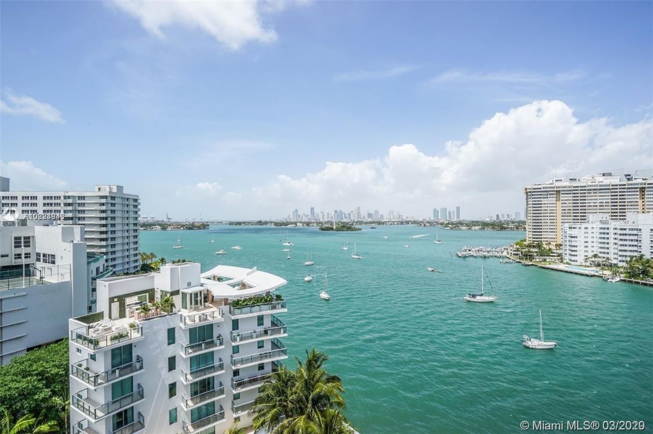 Appartement à Miami, États-Unis, 178 m2 - image 1