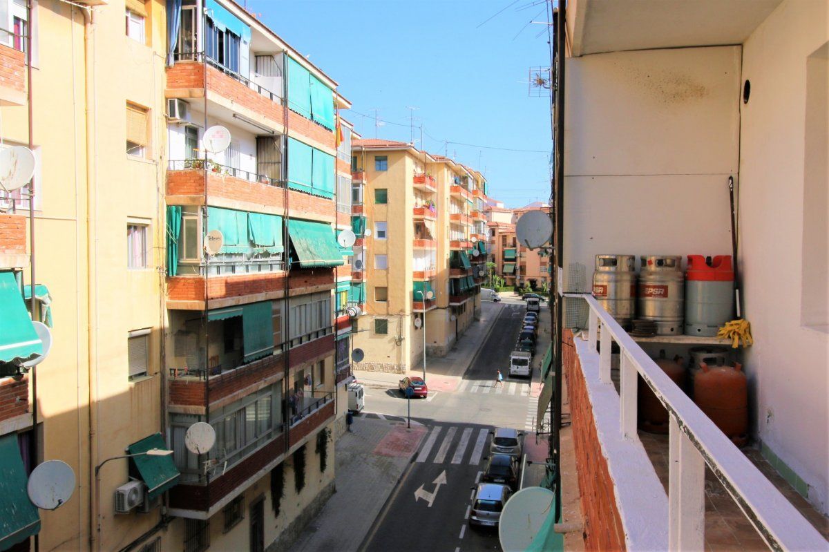 Wohnung in Alicante, Spanien, 87 m2 - Foto 1